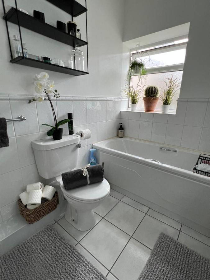 Lovely Apartment In Cork Exterior foto