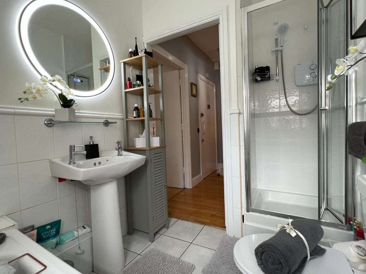 Lovely Apartment In Cork Exterior foto